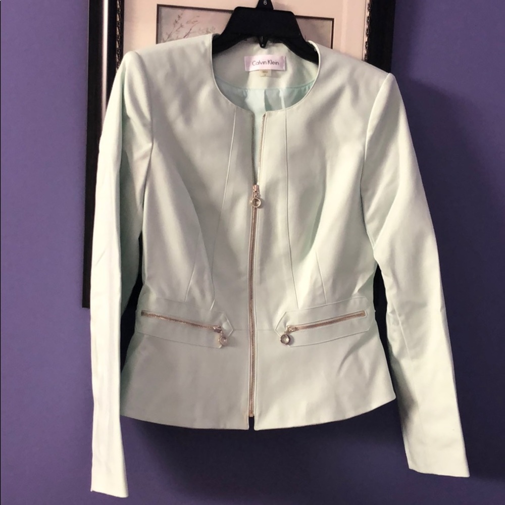 Calvin Klein mint blazer